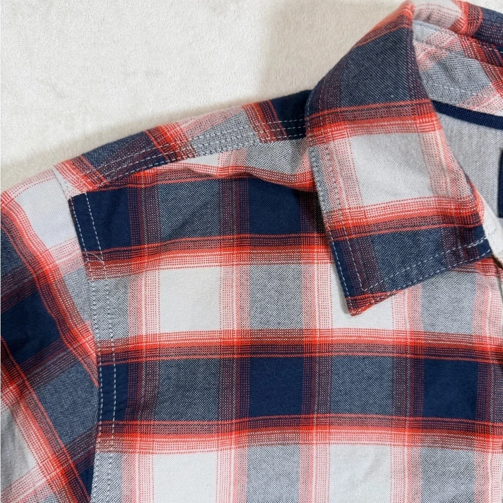 The North Face Size Small Navy and Red Plaid Checkered Shirt
